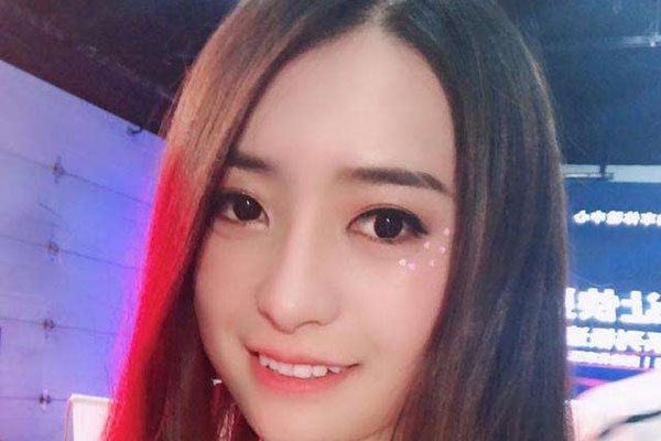 虎牙婷小姐个人资料 貂蝉出装s13是什么