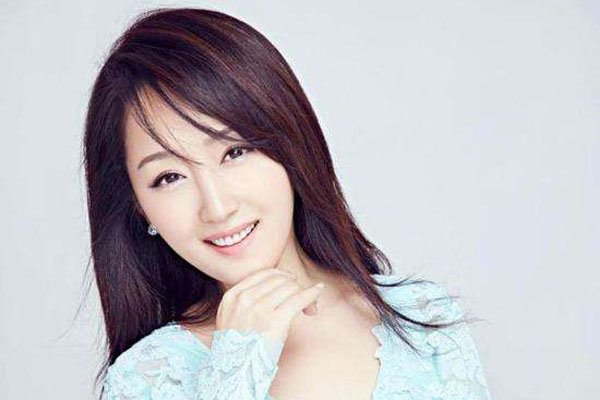 杨钰莹年龄和个人资料湖南卫视力捧杨钰莹的原因