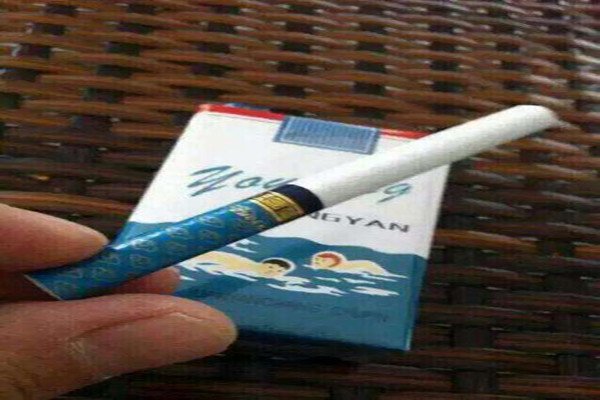 游泳牌香烟为什么这么贵 一包需要的是上千块