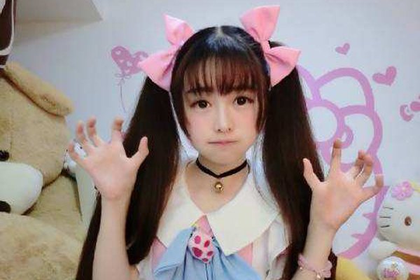 兰幼金真名资料 被宅男封为可爱第一杀手