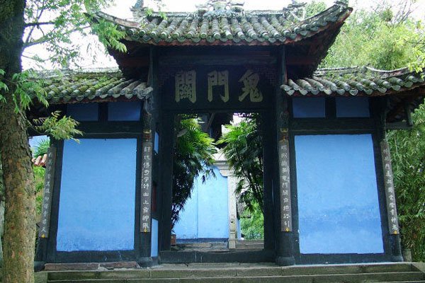 丰都鬼城在重庆什么地方?值得去吗 有很多的鬼故事