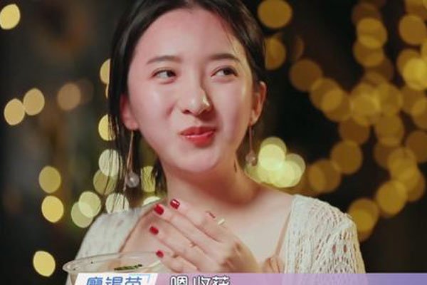 纪思清和刘适时现状 美少女和大叔的搭配不会过时