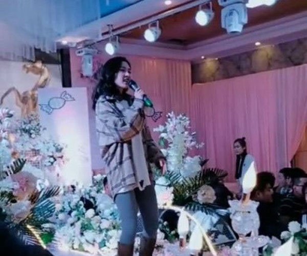 阿悠悠个人资料真名 一曲相思表达对新人的祝福
