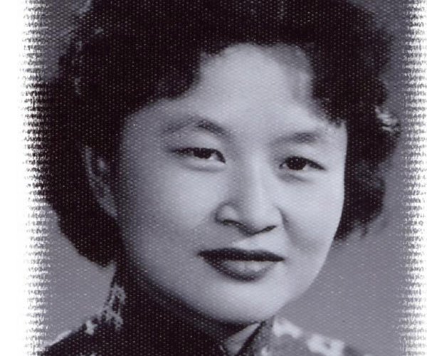 巫漪丽为何定居新加坡不回国 离婚后的她孑然一身
