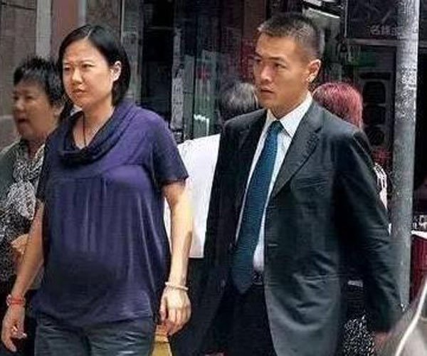 刘鸣伟参加非诚勿扰 刘銮雄的儿子怎么会上相亲节目