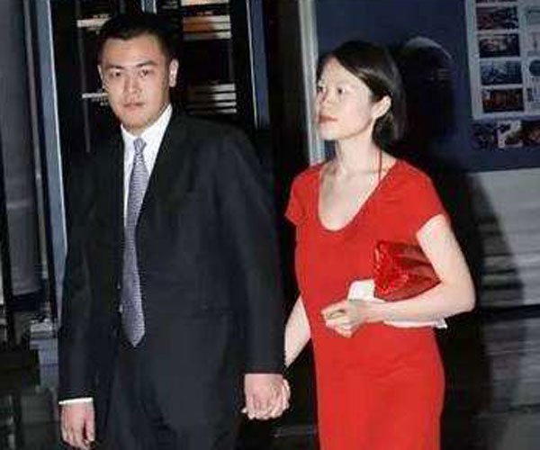 刘鸣伟参加非诚勿扰 刘銮雄的儿子怎么会上相亲节目