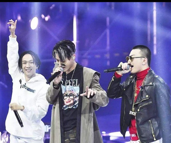 吴亦凡战队成员 四个成员一直都比较团结