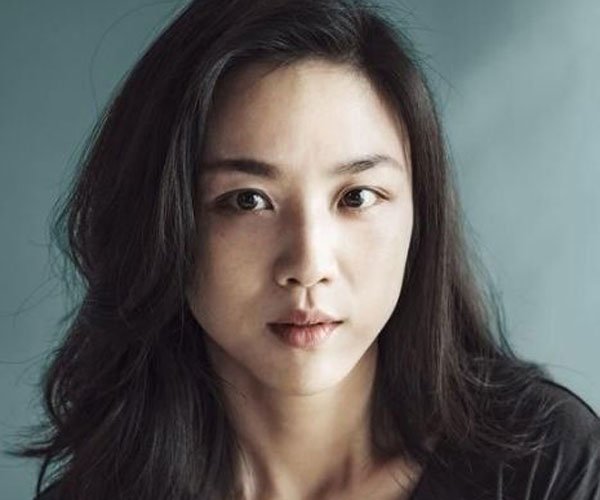 女明星很多都是不得已拍三级片的吗 得提防某些男演员的揩油
