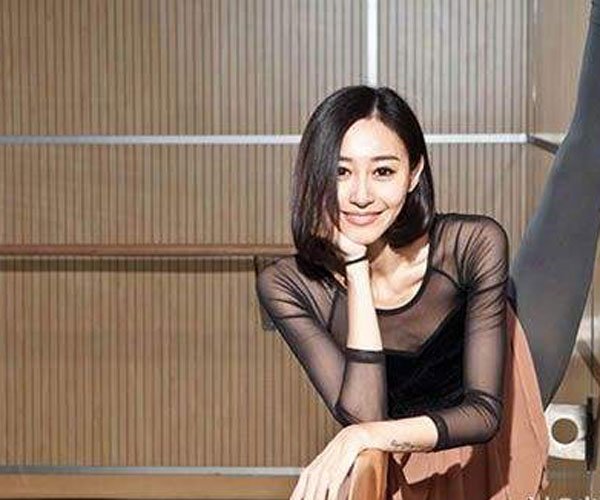 朱洁静平安闹过分手绯闻 身上多处纹身写的什么