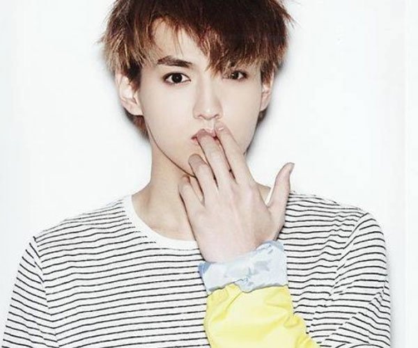 吴亦凡为什么叫加拿大炮神 还晒出了他的床照