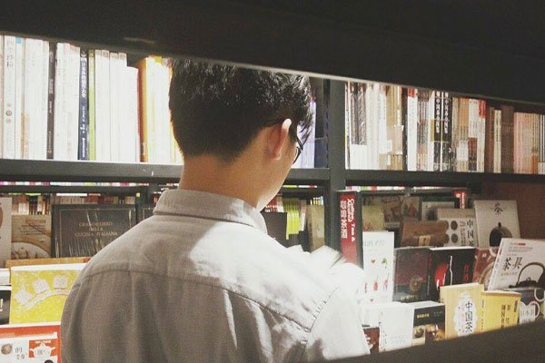 乔一和f君现在怎么样了 现实中的乔一和f君真实照片是什么样子