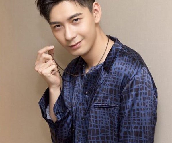 孟子义陈星旭结婚照 真的像外界说的在恋爱吗