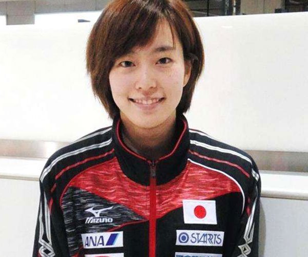 石川佳纯为什么会中文 球技很高人品也很好