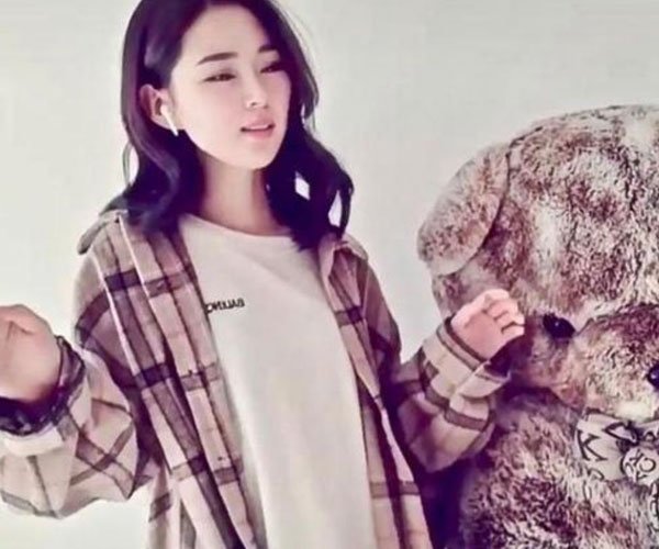 抖音阿悠悠一曲相思歌词是什么 真实身份是一名护士