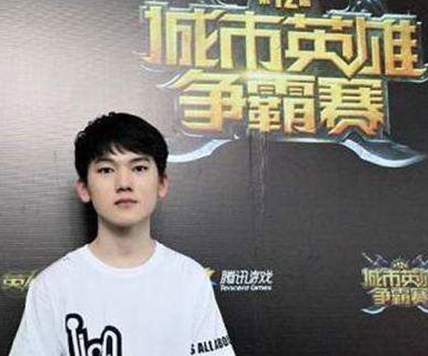 jackeylove女朋友是婉仪吗 很期待阿水有女朋友公开