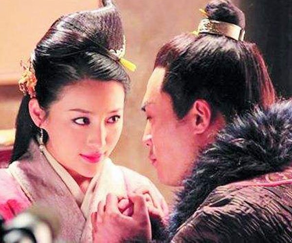 男生让女生叫爸爸意味着什么 让你臣服于他,想要泡女生