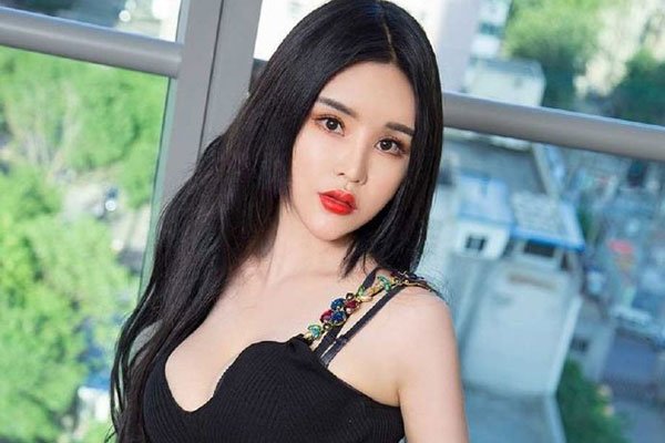 祝晓晗视频事件 祝晓晗和男主是真父女?