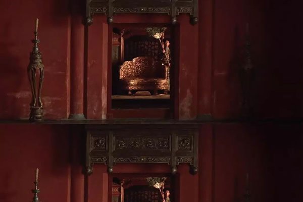 ����ĩ���ʵ۵ı������������� ���ƴӰ��絽˥��