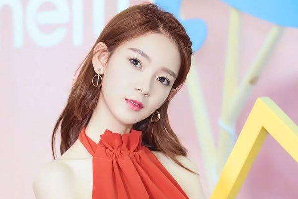 探探上的女生是否靠谱呢 聊天就是如此的无聊和难堪