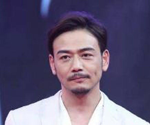 杨烁天价片酬怎么回事 最近出什么事了,出轨吗