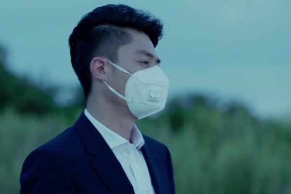 他来了他来了他带着礼物走来了是什么歌 喊麦要礼物没底线