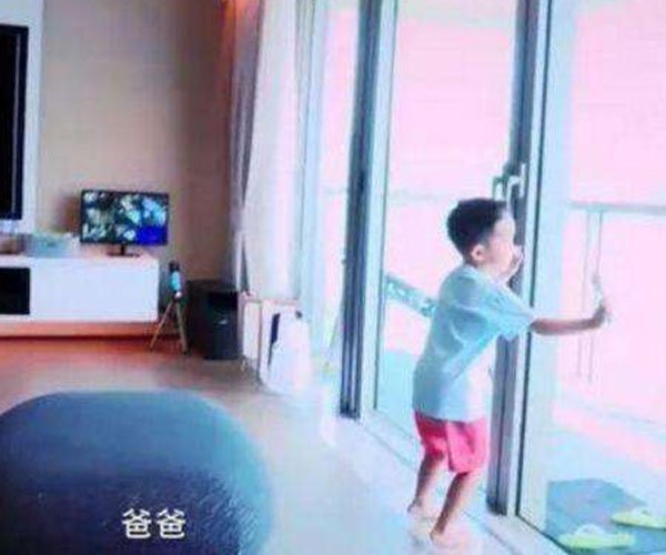 陈小春香港豪宅在哪里 4厅8室的面积确实是阔啊