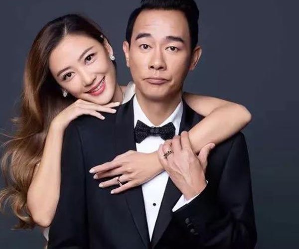 陈小春香港豪宅在哪里 4厅8室的面积确实是阔啊