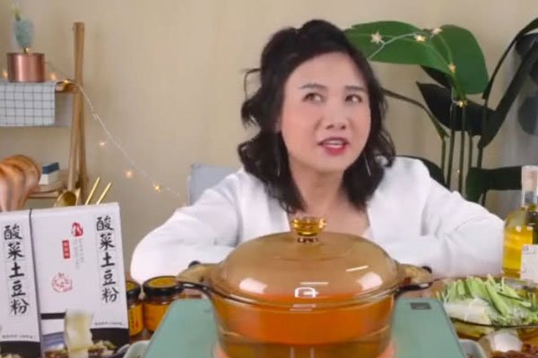 ����ʦ��θ����Ů�Ļ����е� ����һ������ʦ�ĸ�������