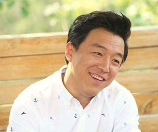 管栎和黄渤什么关系 乐观努力的管栎让大家都很看好