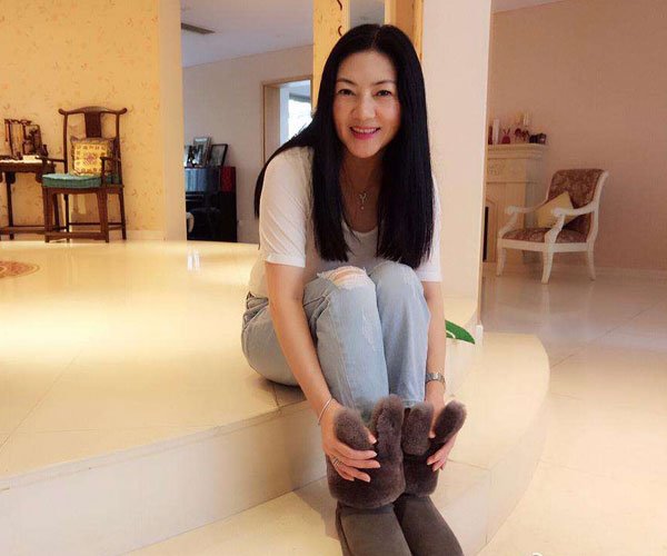程晓玥的妈妈郭敬红简介 富家千金和明星郑凯谈恋爱