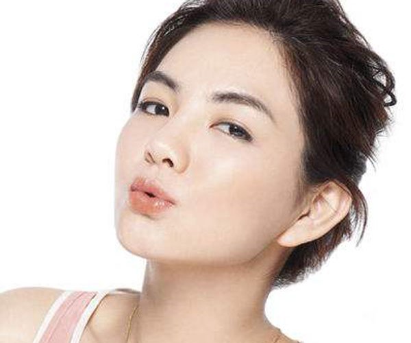 ella陈嘉桦承认是变性人 结婚生子谣言不攻自破