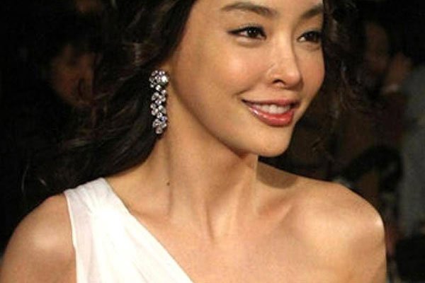 韩国演艺圈31女主角名单 潜规则扣钱陪睡连续自杀