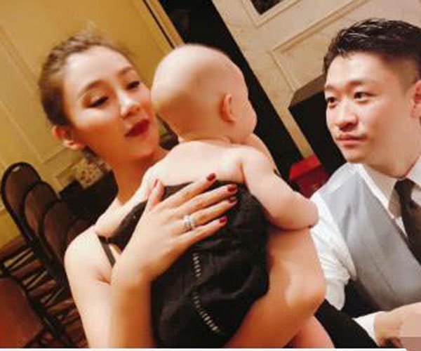 曹云金老婆唐婉资料 感情不合协议和平离婚