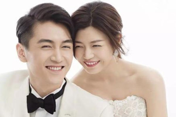陈晓家暴陈妍希? 人面兽心粉丝希望离婚?