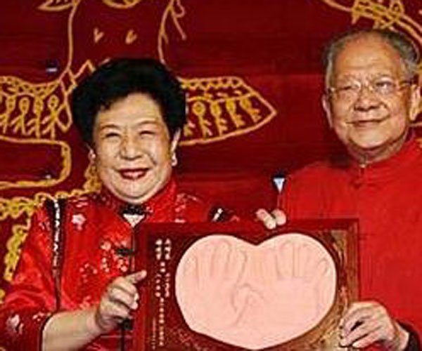 马增蕙丈夫谢凌霄年轻照片 相比妻子的知名度没那么高