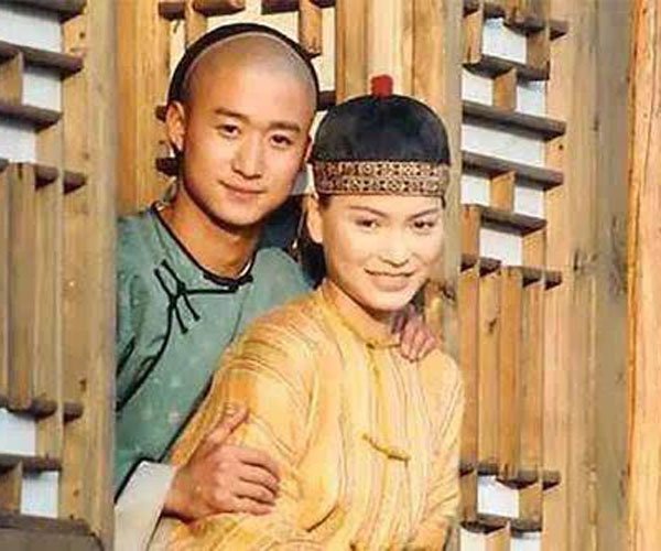 樊亦敏吴京结过婚吗 结婚照和二婚是大众的误解