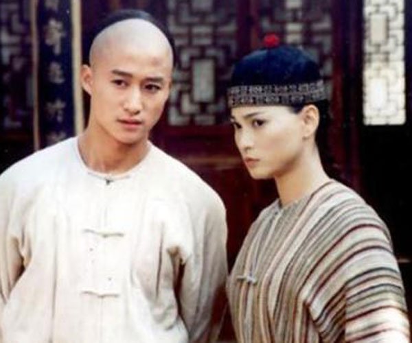 樊亦敏吴京结过婚吗 结婚照和二婚是大众的误解