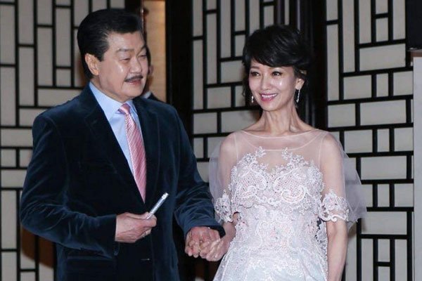 黄锦燊是几婚 经常打赵雅芝是真的吗