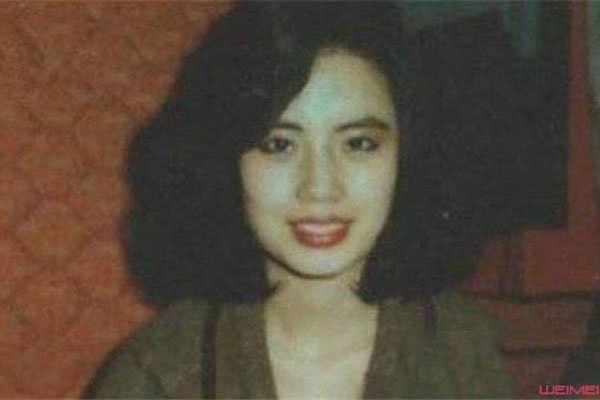 韩苗可原来的样子 因为注射食用油整容成僵硬脸