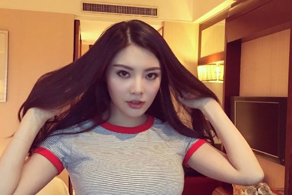 篮球宝贝赛场走光是故意的吗 人们最多关注的还是球场