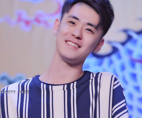 杨九郎张云雷是情侣吗 风格搭配起来比较合适