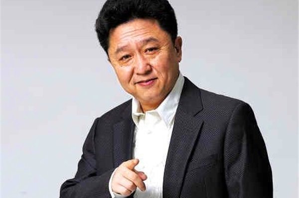 于谦家世显赫从父亲说起 拍戏认识了妻子白慧明