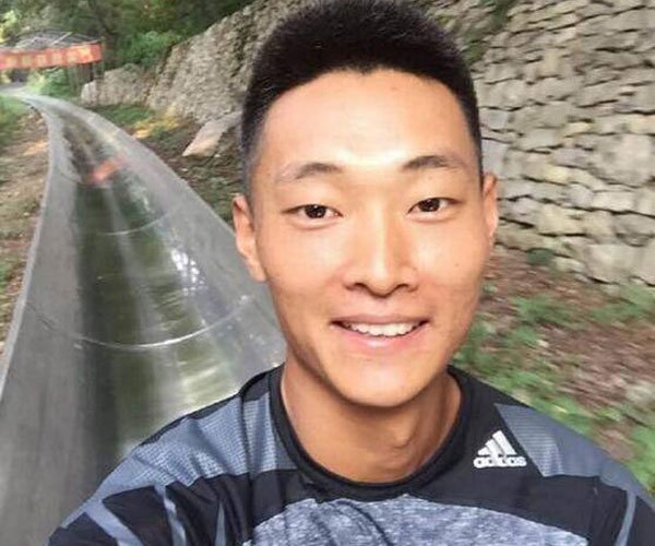 真正男子汉刘金沂火的原因 训练这些艺人就是工作之一