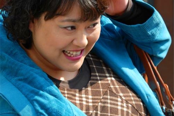 李菁菁和里昂什么关系 里昂是李倩倩的第三任老公?