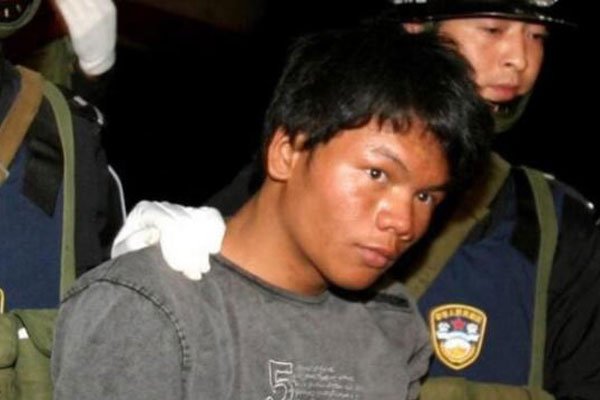 马加爵事件真实的起因及经过 宿舍一共住了几个人,重修了吗