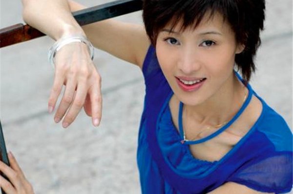大郑爽不结婚的原因 没法接受富豪的生活方式