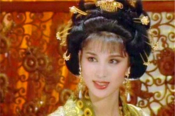 大郑爽不结婚的原因 没法接受富豪的生活方式