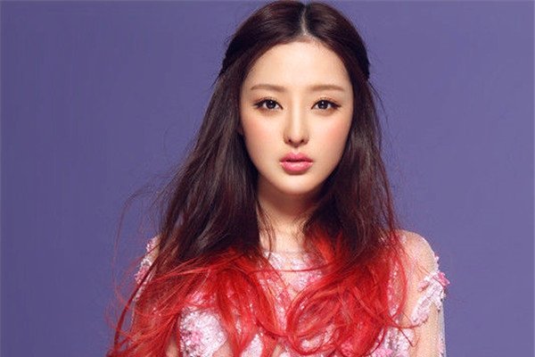 王洁曦怎么走的 去世葬在自己的老家