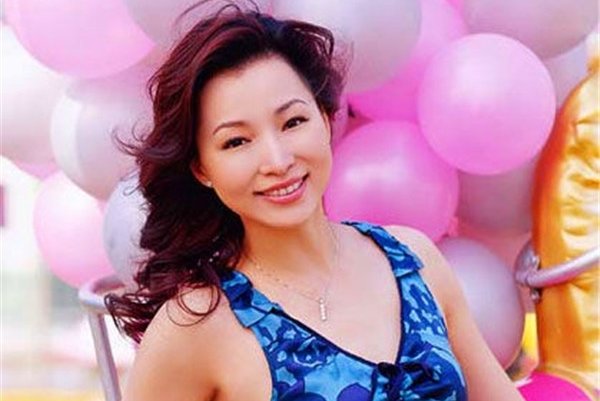 董卿老公密春雷前妻金晶 安于家庭主妇非常危险