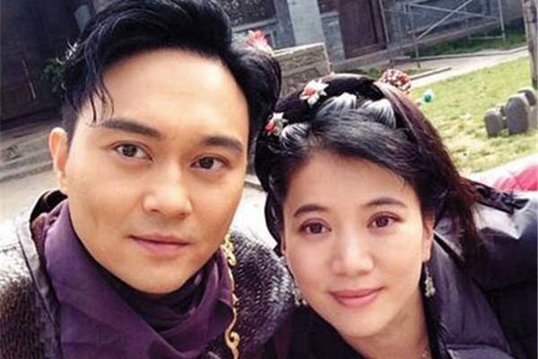 袁咏仪与富商是怎么回事 与张智霖交往时被某富商包养着